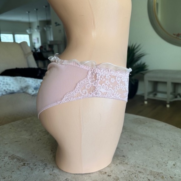 Victoria Secret MEDIUM three (3) pair - pink, black and blue RARE NWOT - Picture 7 of 15